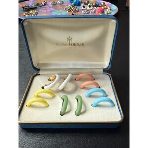 Trifari interchangeable hoop earring set